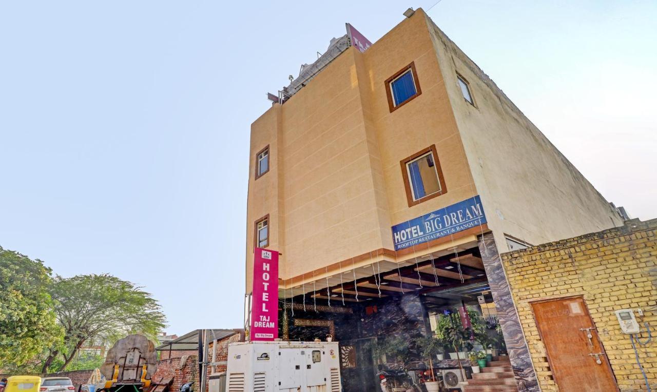 Treebo Taj Dream Hotel อัครา ภายนอก รูปภาพ